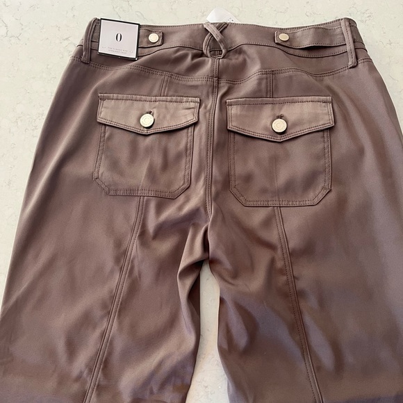 WHBM Satin “J-Lo” Straight Leg Crop - Picture 2 of 4